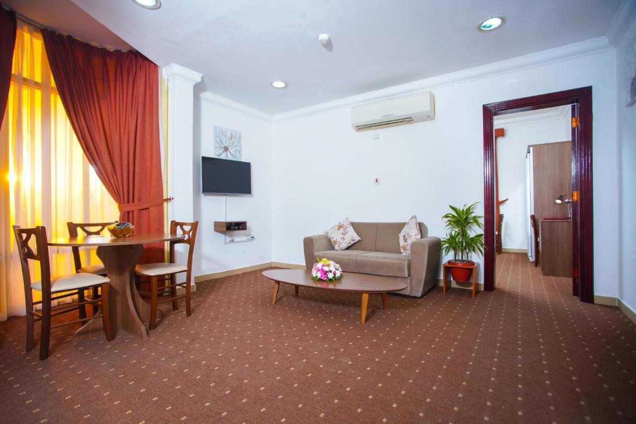 La Villa Hotel Doha Exterior foto