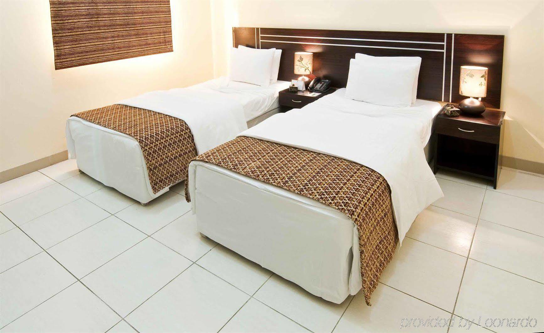 La Villa Hotel Doha Zimmer foto