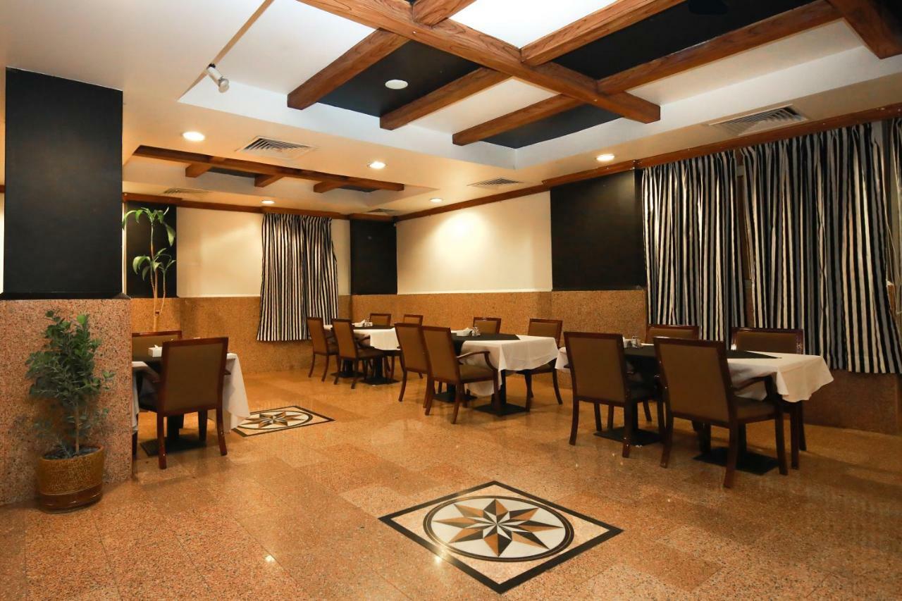 La Villa Hotel Doha Exterior foto
